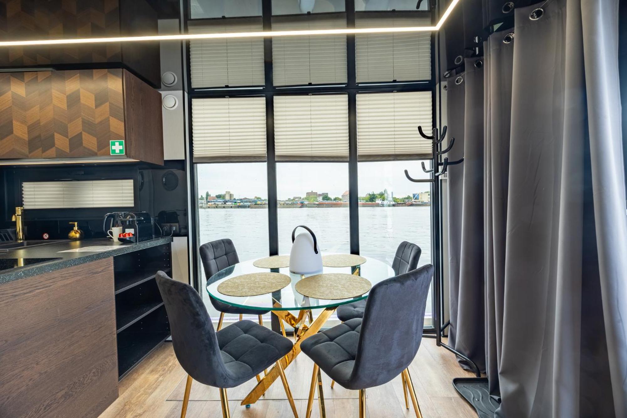 Houseboat Energyapart Stettin Exterior foto